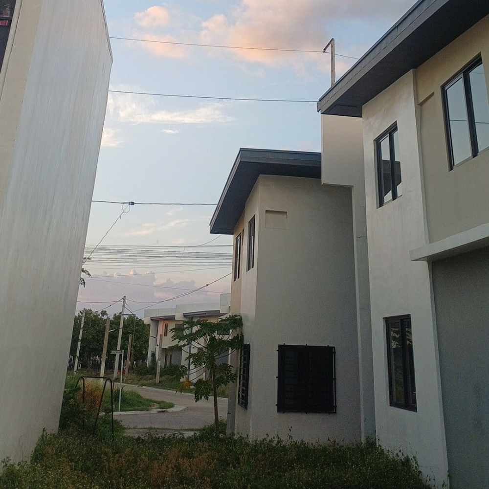 Can I Move Out Making $4,000 a Month? A Realistic Living-Alone Budget